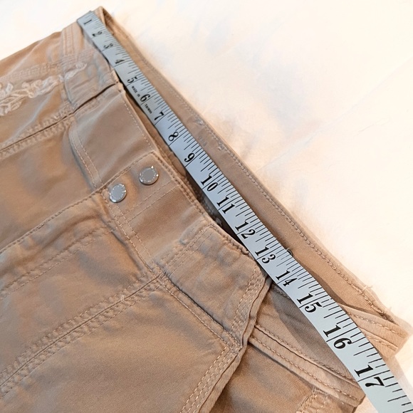 WHBM Prep-A-Pedi Pants - Size 10 - Picture 4 of 13